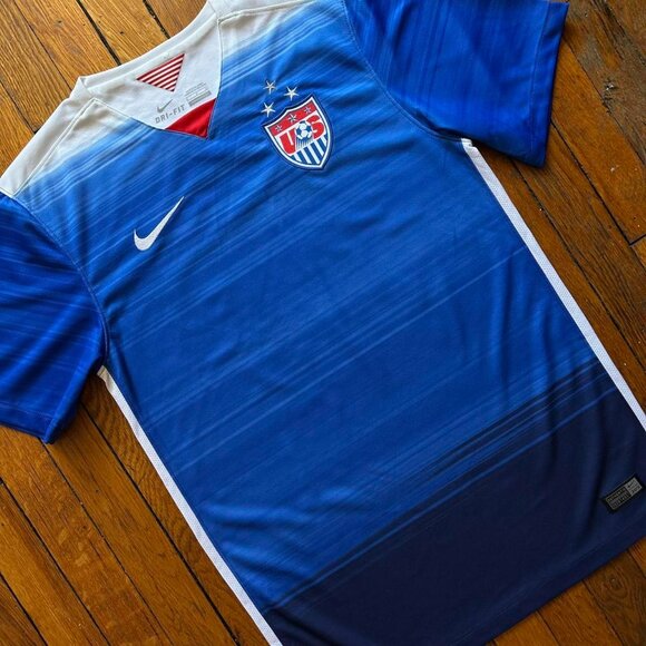Nike Dri-Fit US Women National Soccer 2015 World Cup Champions‎ Jersey Size S - Picture 2 of 7